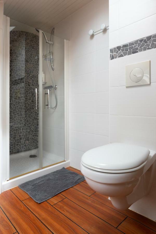 Les Vestiges Du Jour - Jacuzzi Bed & Breakfast 3*